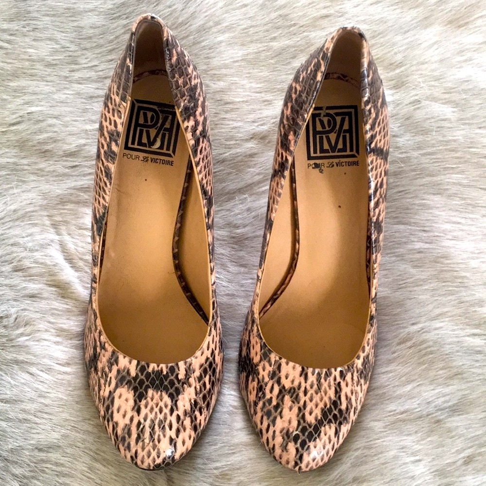 Pour La Victoire Pumps